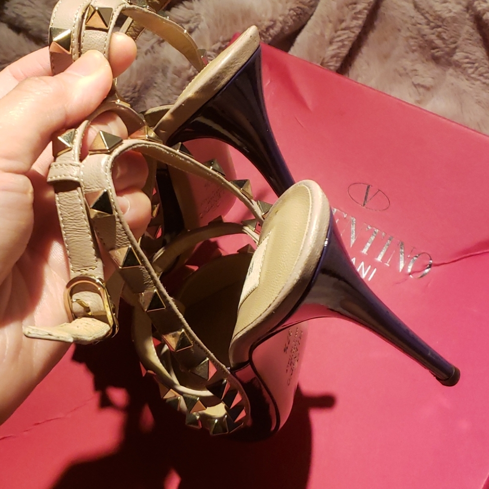 Valentino heels - Picture 2 of 6